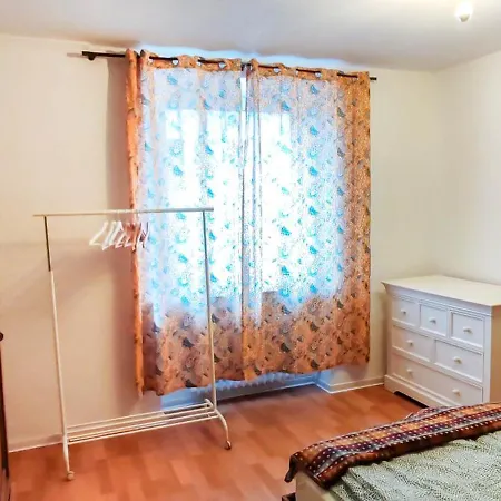 Apartment Elegant Close To Main Train Station Düsseldorf
